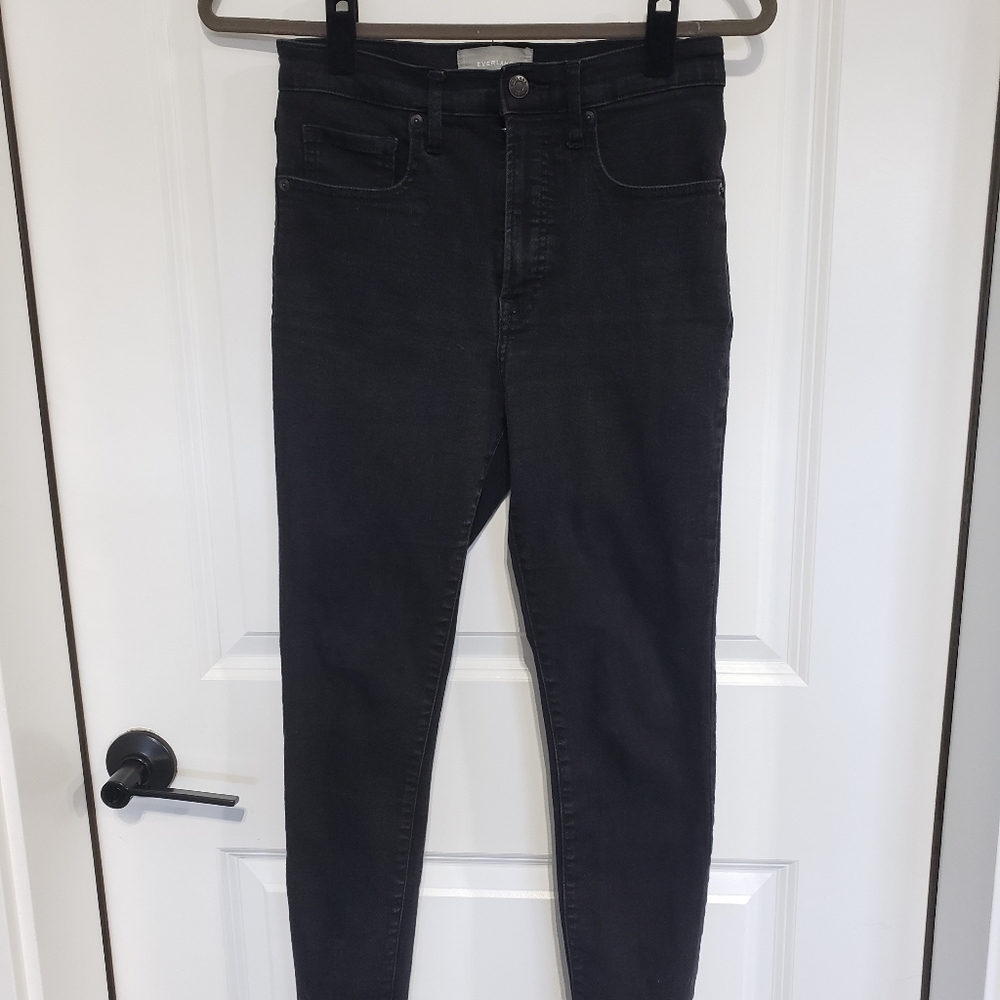 **SOLD** Everlane High Rise Skinny Jeans